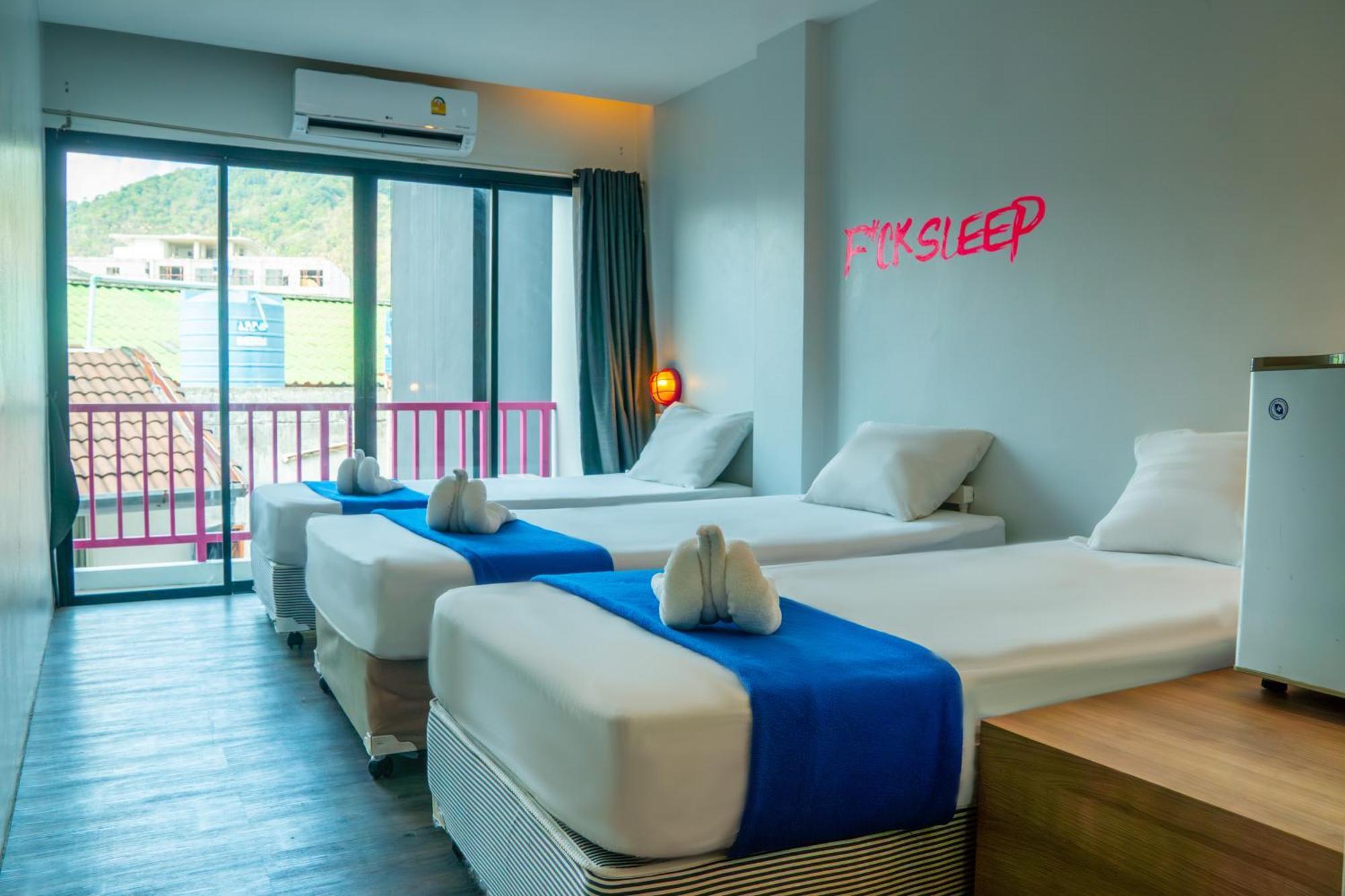 Хостел Slumber Surf Phuket Kata Екстер'єр фото