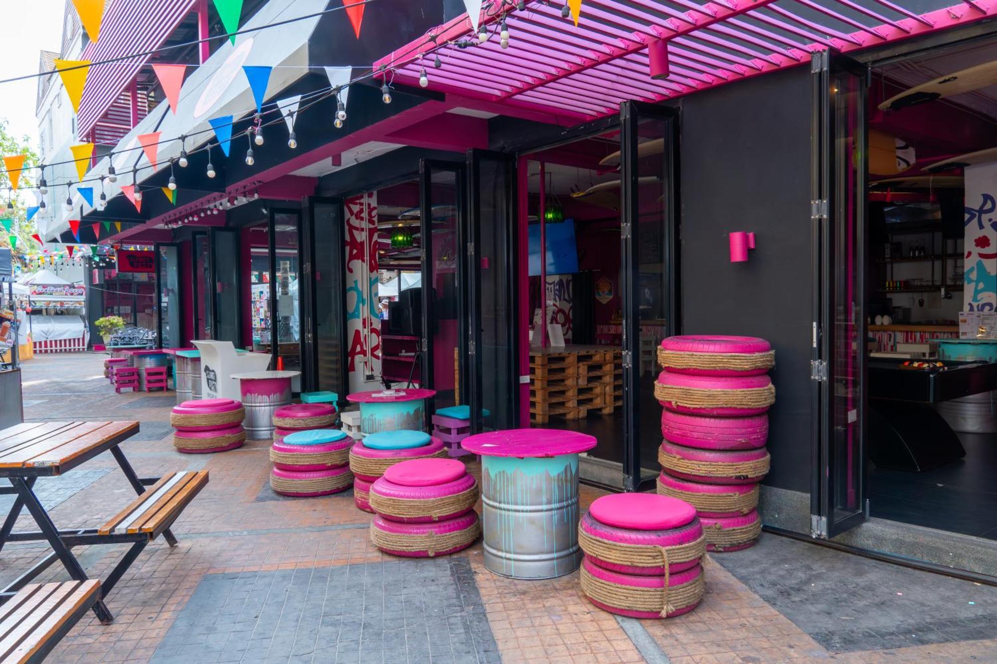 Хостел Slumber Surf Phuket Kata Екстер'єр фото