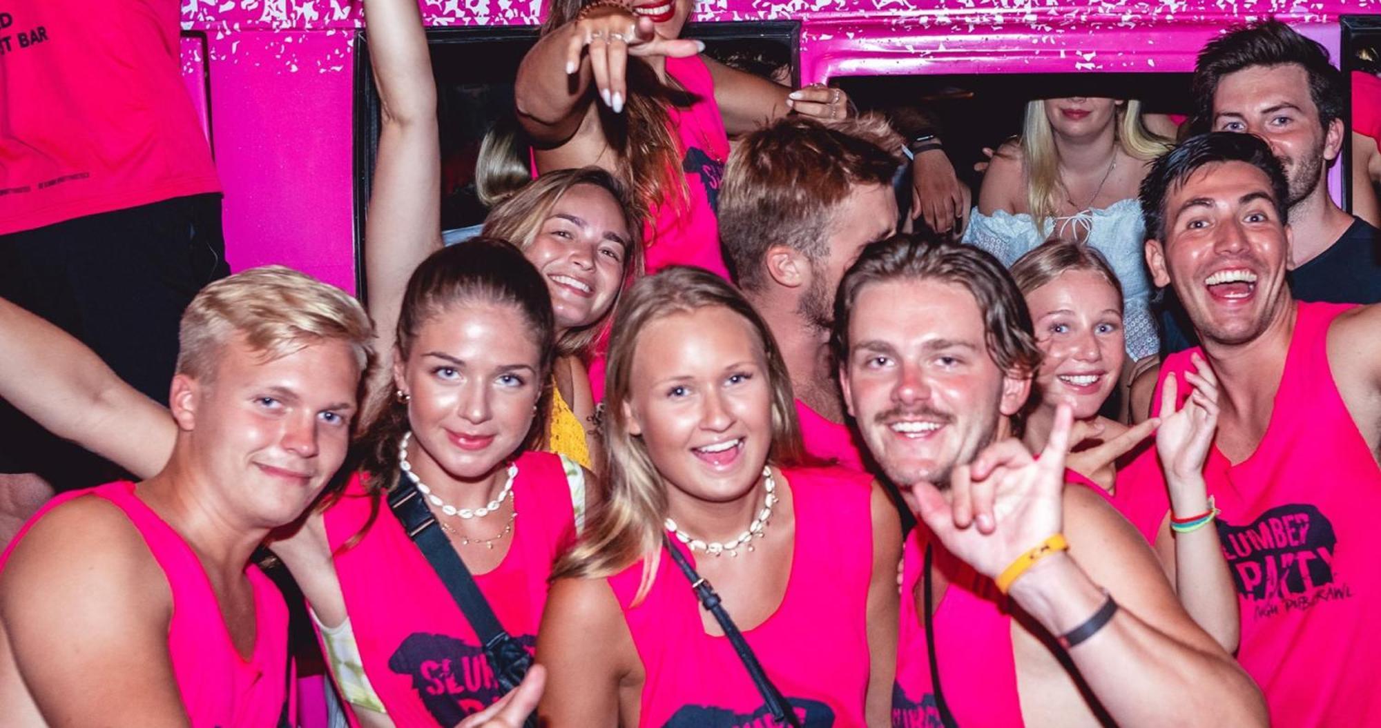 Хостел Slumber Surf Phuket Kata Екстер'єр фото