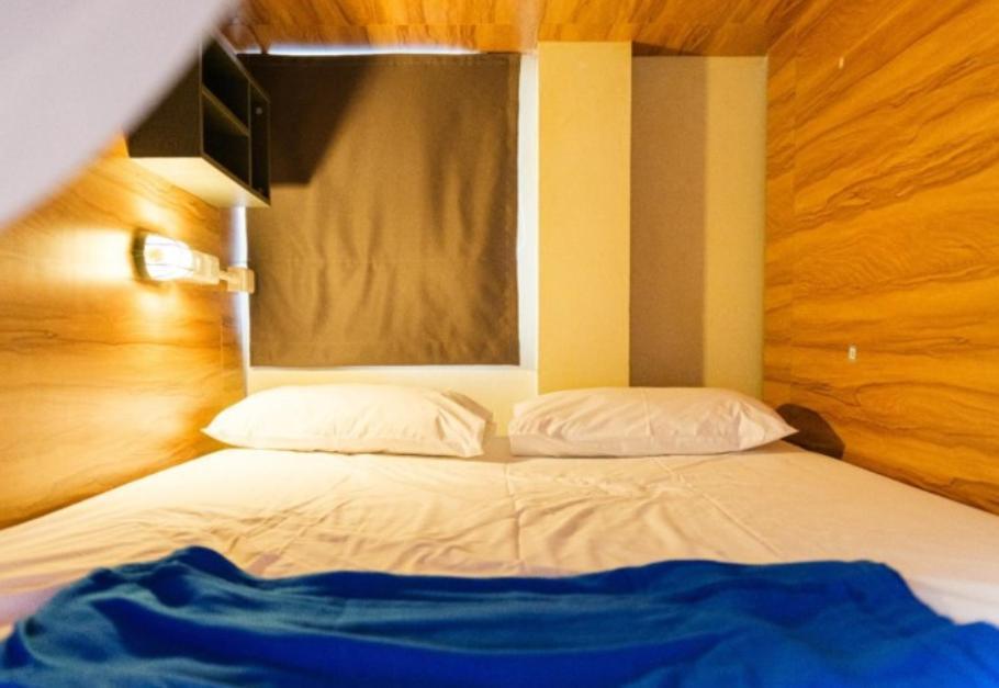 Хостел Slumber Surf Phuket Kata Екстер'єр фото